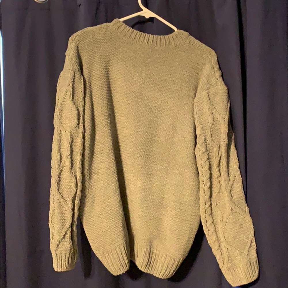 Time and Tru brand sweater. Very comfy and cozy! - Picture 2 of 3